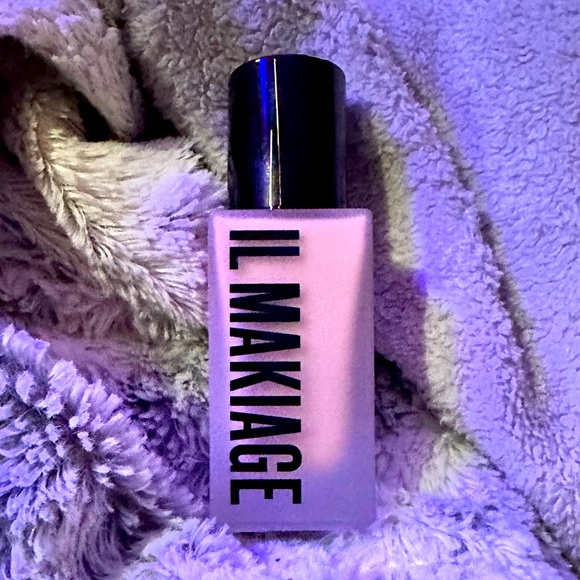 IL MAKIAGE Other - ✨Il Makiage✨060✨NIB✨